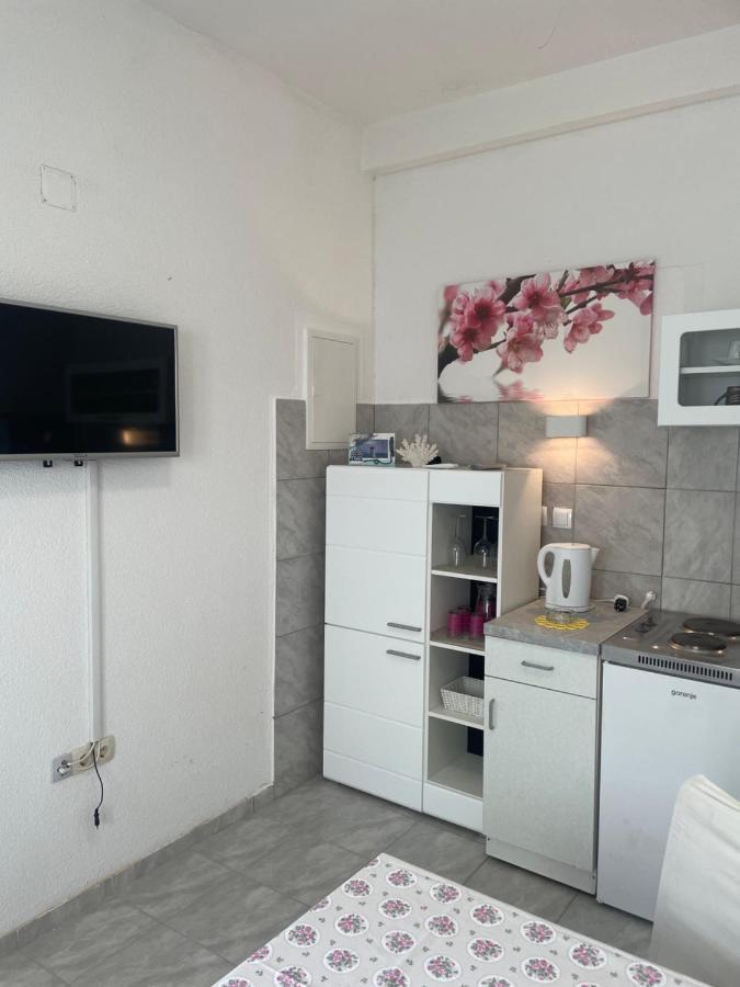 Apartmani Isabella - Ilda Radonic Jelsa  Exterior photo