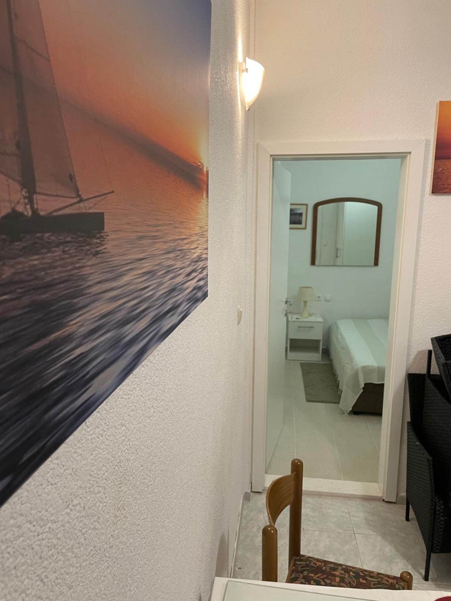 Apartmani Isabella - Ilda Radonic Jelsa  Exterior photo