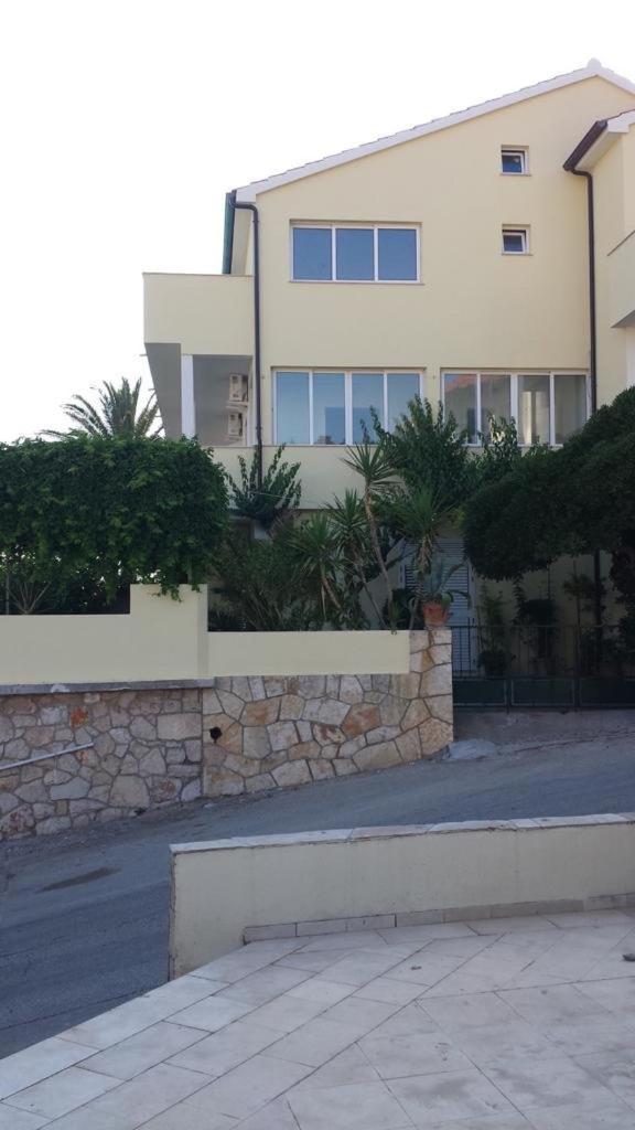 Apartmani Isabella - Ilda Radonic Jelsa  Exterior photo